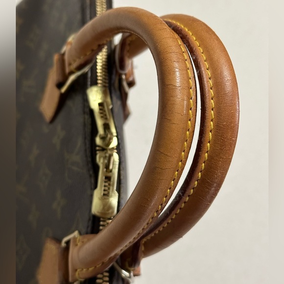 Louis Vuitton Alma PM Monogram Canvas - Picture 12 of 16